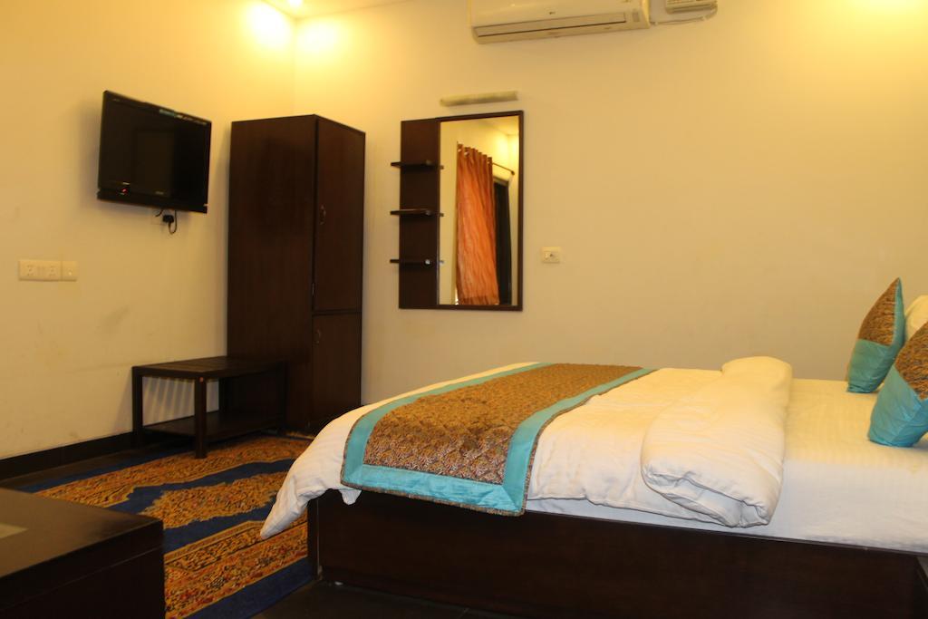 Airport Hotel Jet Inn Suites Nueva Delhi Habitación foto