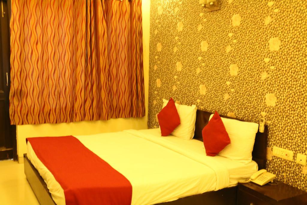 Airport Hotel Jet Inn Suites Nueva Delhi Exterior foto